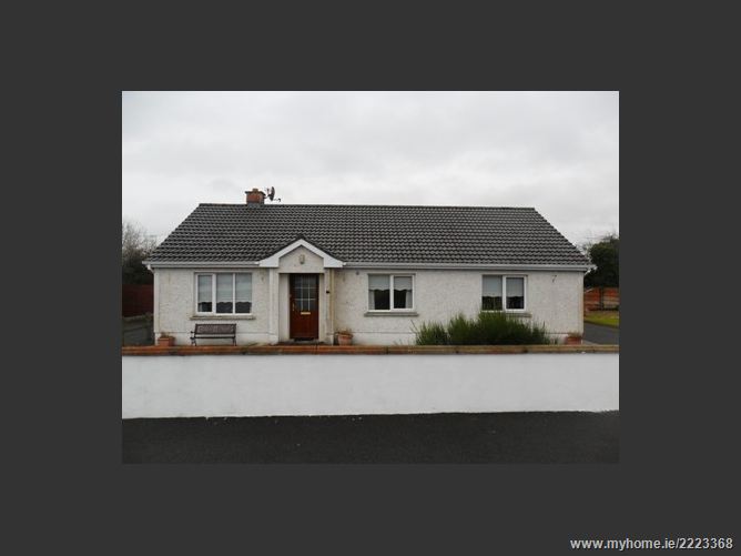 5 Barrys Avenue, Tarmonbarry, Co. Longford Frank Greene Property